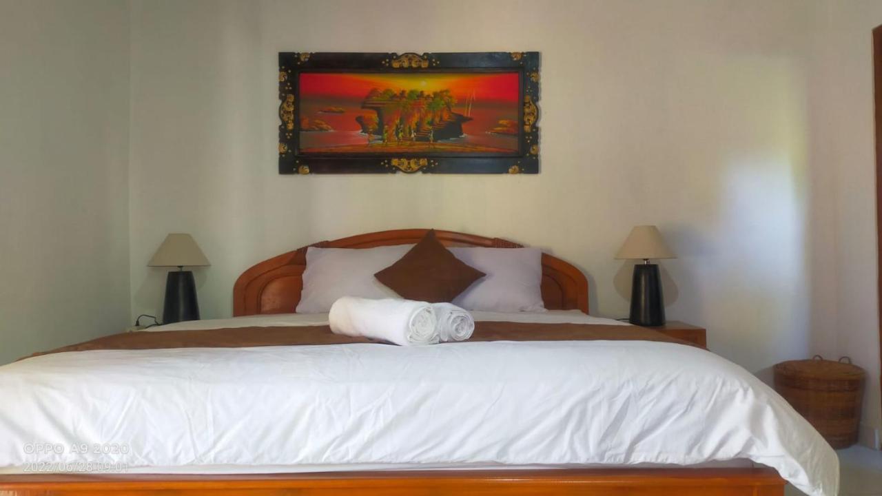 Serongga Guest House Lebih Eksteriør bilde